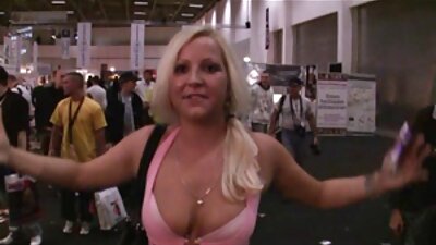 ਇੱਕ ਡਾਕਟਰ ਇੱਕ ਸੱਚਮੁੱਚ ਗਰਮ ਚੈਕਅੱਪ ਦੇ ਦੌਰਾਨ ਉਸ ਦੇ ਸਿੰਗਦਾਰ petite ਮਰੀਜ਼ ਨੂੰ fucks